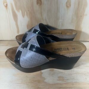 Naot Eva Black and Gray Wedge Sandals Women’s Size 8